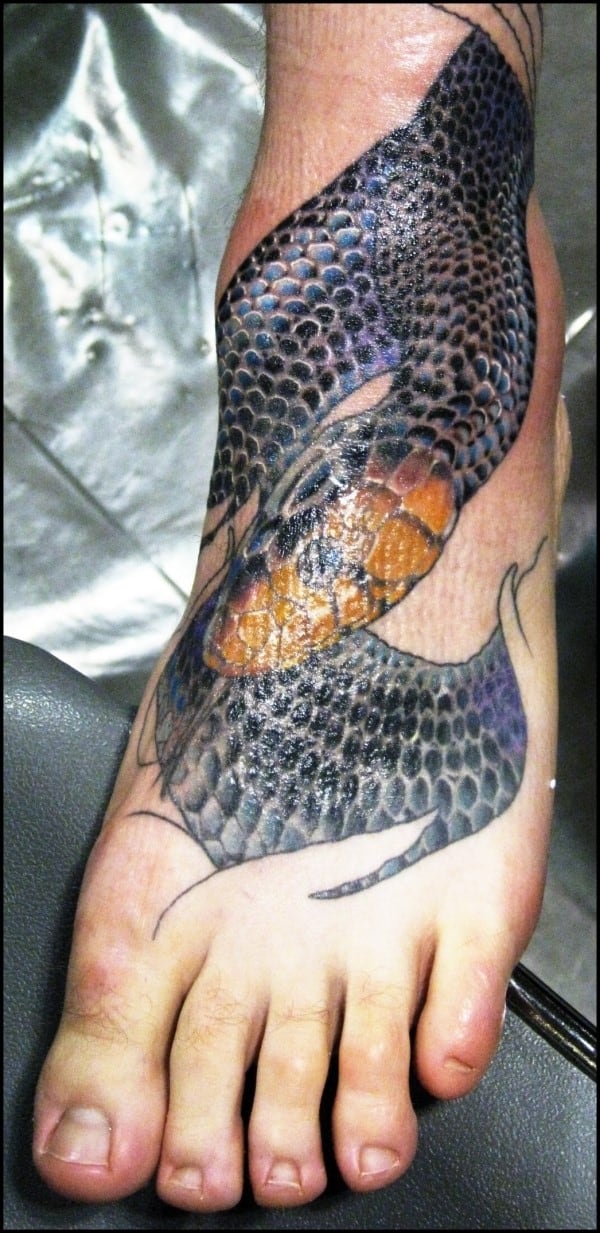 foot-snake-tattoo