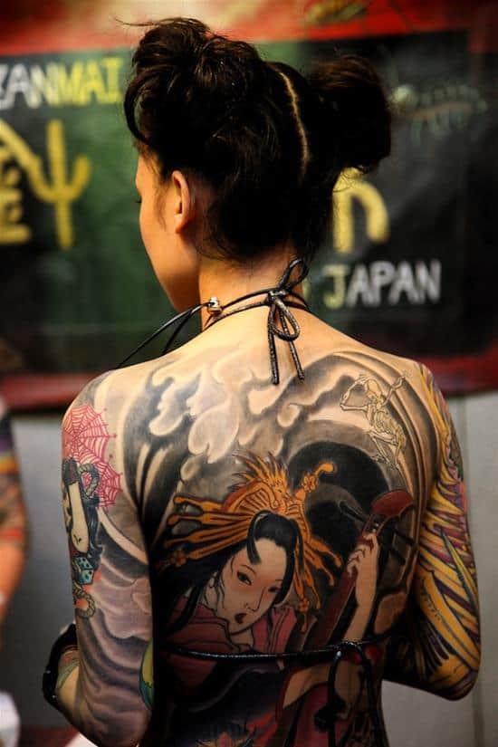 geisha-tattoo-instrument