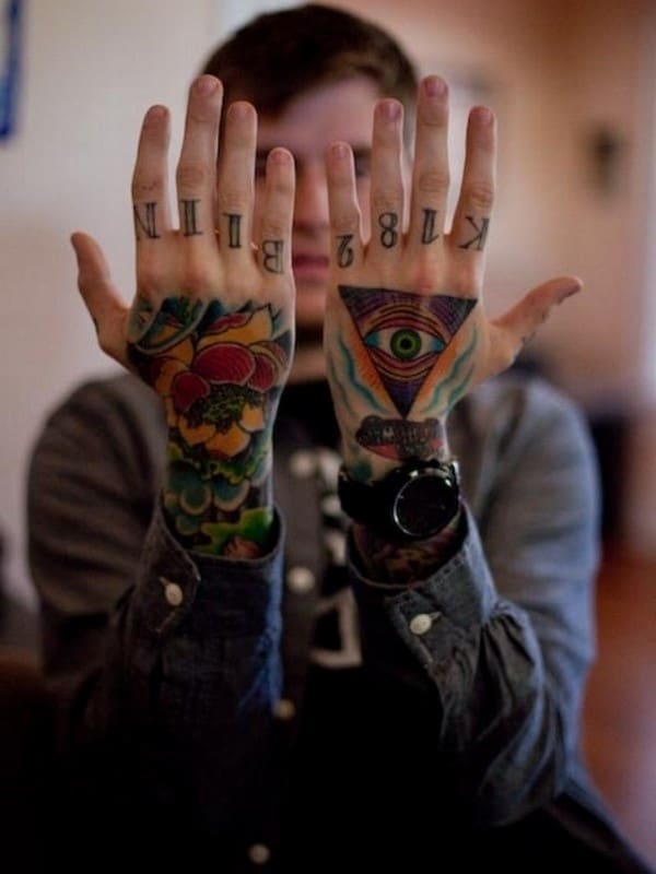 hand-Tattoo-16