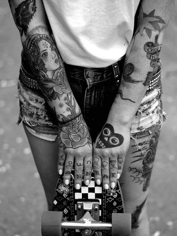 hand-Tattoo-18