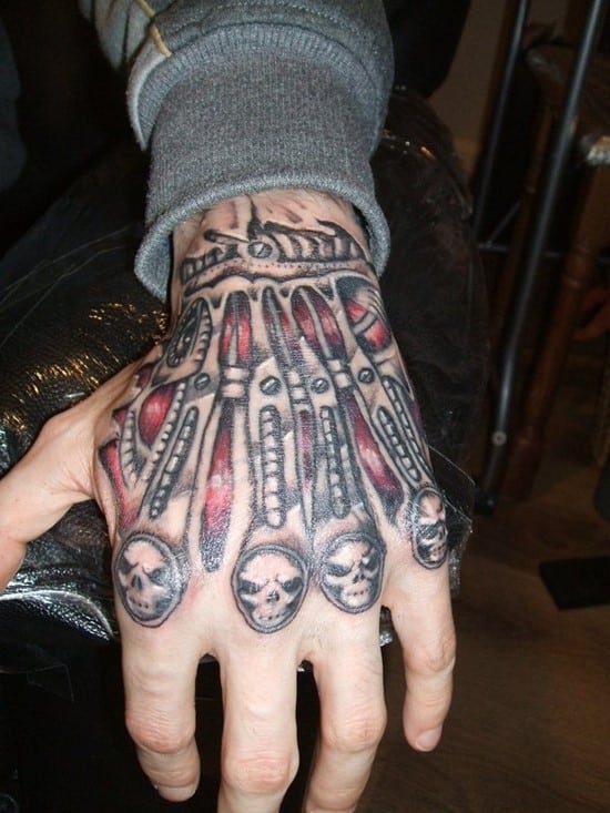 hand-tattoos-25