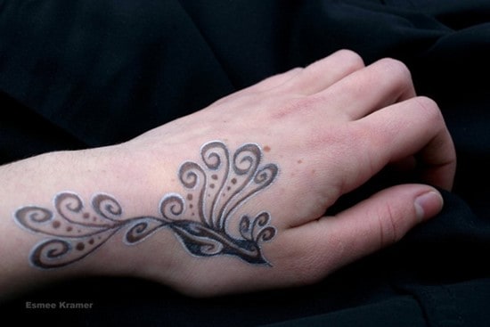 hand-tattoos-26