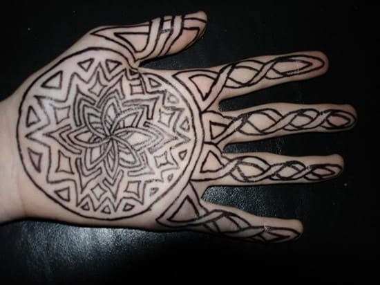 hand-tattoos-28