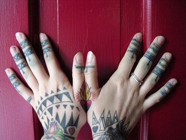 hand_tattoos_16