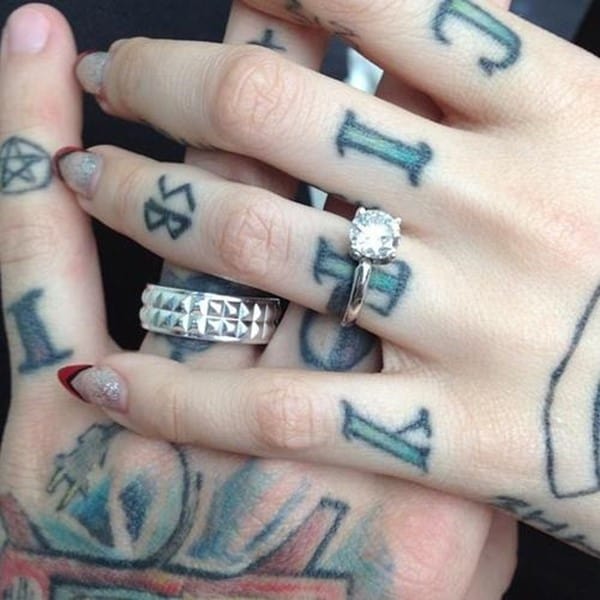 hand_tattoos_30