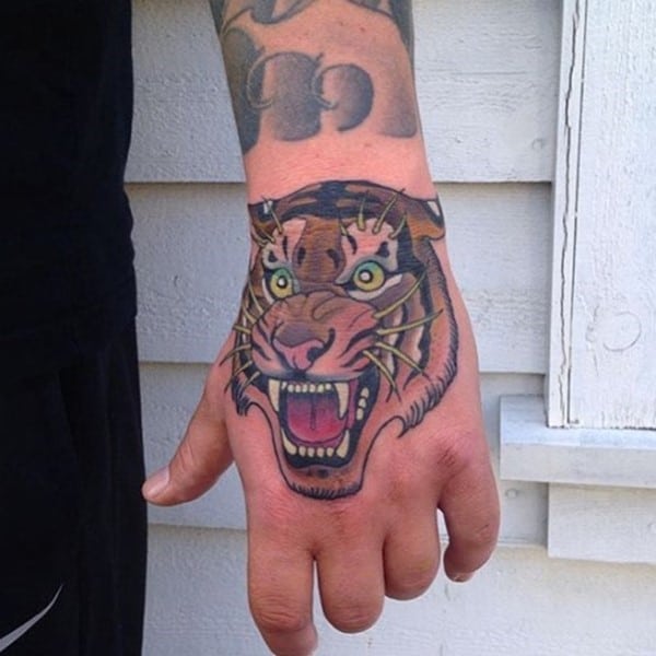 hand_tattoos_33