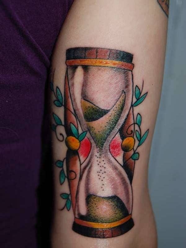 hourglass-tattoo-33