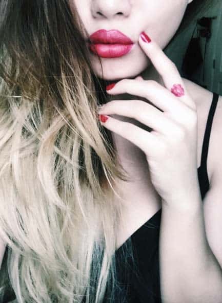 Red Lips Finger Tattoo Design