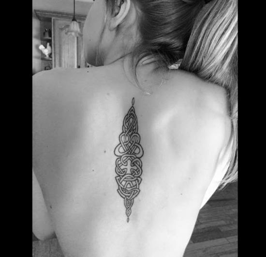 spine tattoos designs ideas men women girls (33)