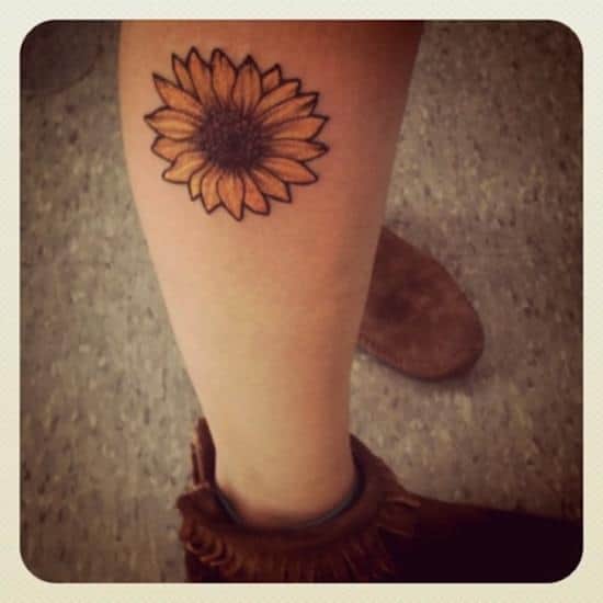 sunflower-tattoo-leg