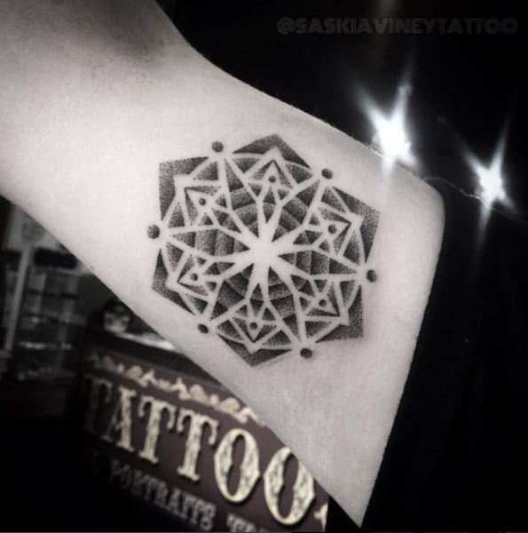 Geometric dotwork design by Saskia Viney