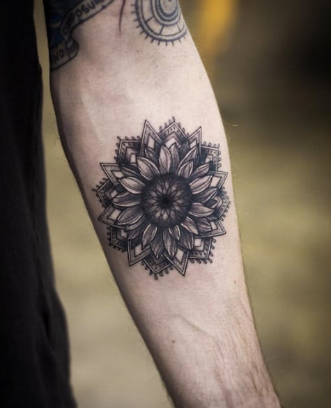 Mandala sunflower di Kristi Walls