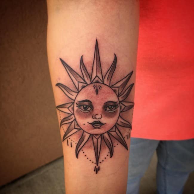 150 Meaningful Sun Tattoos Ultimate Guide July 21