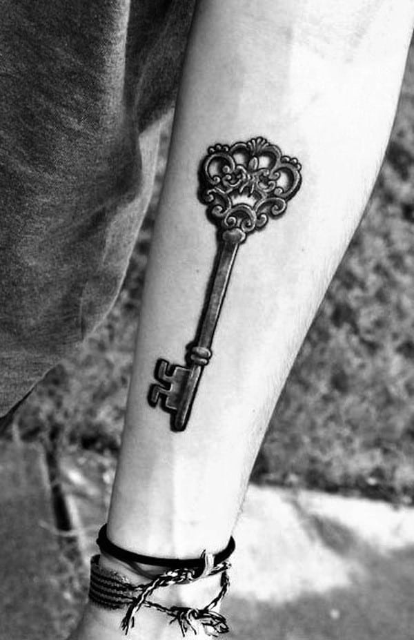 key-tattoo-arm3d