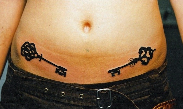 key-tattoo-belly