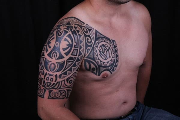 polynesian-tattoo-artist