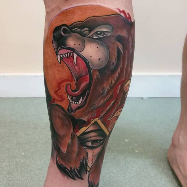 fargerik bjørn tatovering