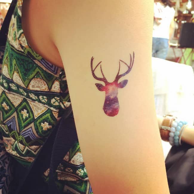  tatouages de cerf 