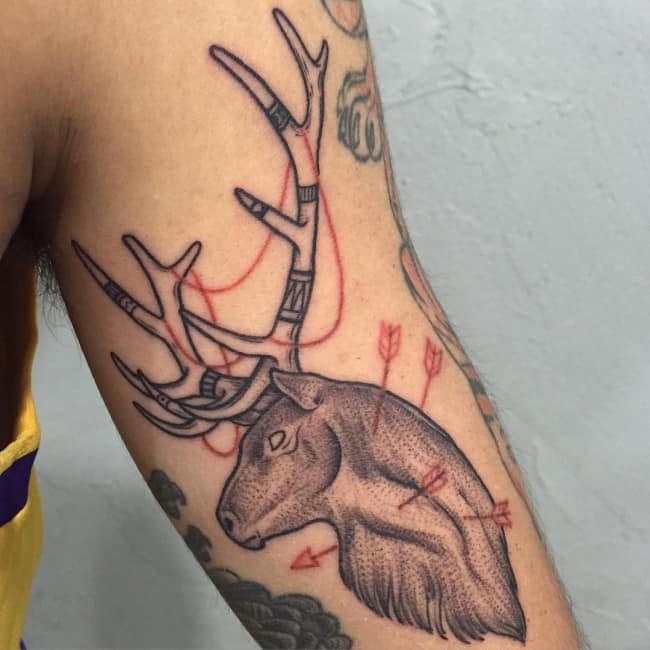  tatouages de cerf 