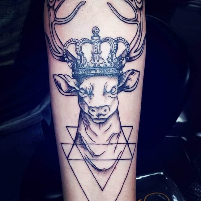 25 Captivating Deer Tattoo Ideas and Meanings