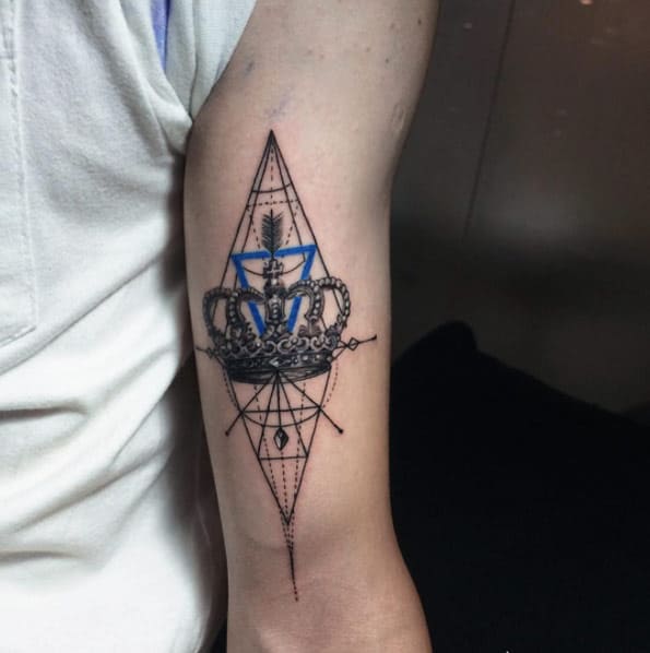 Geometric Crown Tattoo by Wang Lei