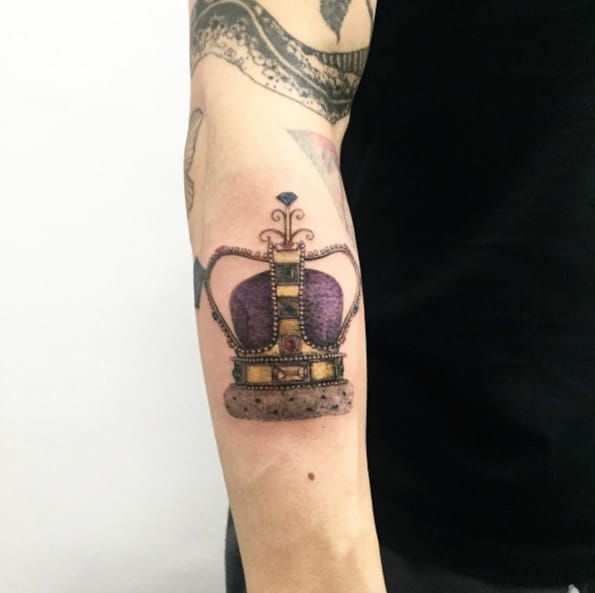 Minions Crown Tattoo by Hongdam