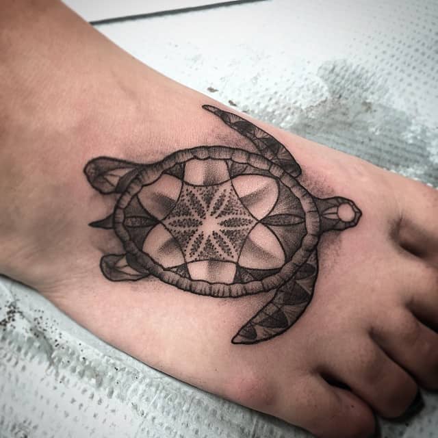 100 Sea Turtle Tattoo Designs & Meanings: Shell Yeah!