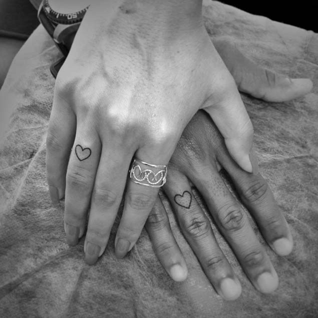 Small Heart Couple Tattoos by Rêka Bittencourt