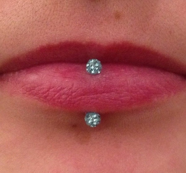 labret piercing (94)