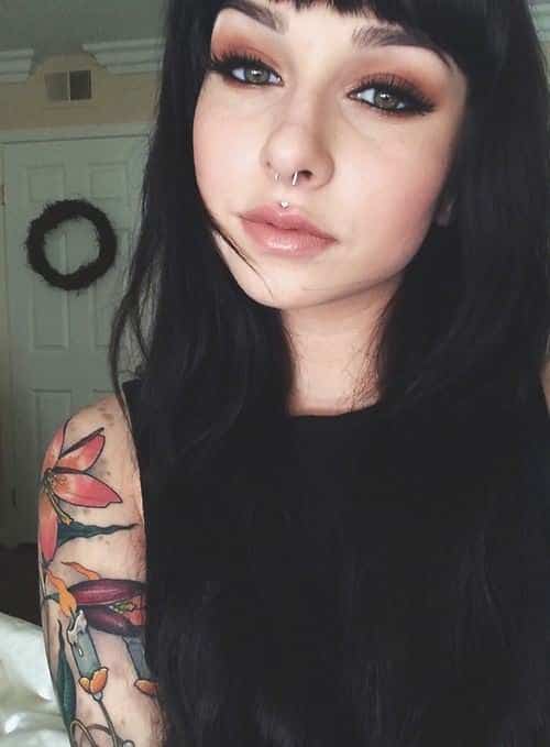 Septum And Medusa Piercing For Young Girls