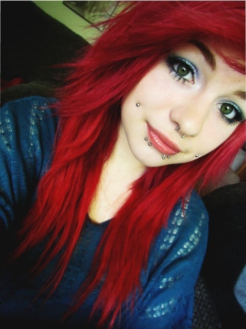 septum lower lip piercing on lady