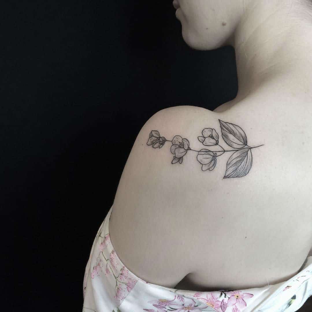 224 Most Attractive Small Flower Tattoos Of All Time