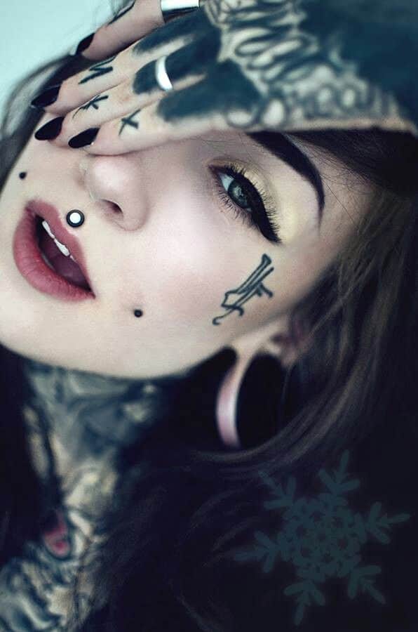 150 Cheek Piercing (Dimple) Ideas, FAQs (Ultimate Guide 2020)