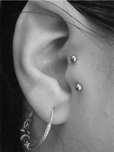 Vertical Tragus Piercing