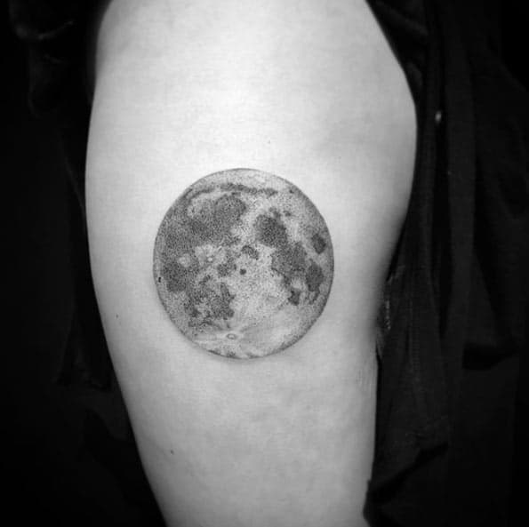 Black & Grey Moon Tattoo by Ariel Niräkära