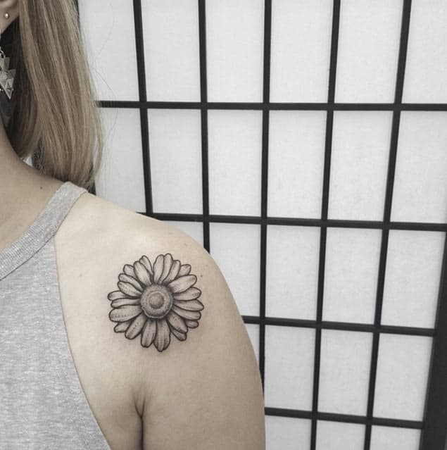 41 Most Beautiful Shoulder Tattoos for Women  StayGlam