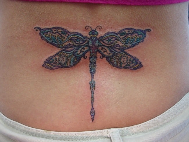 tatouage de libellule