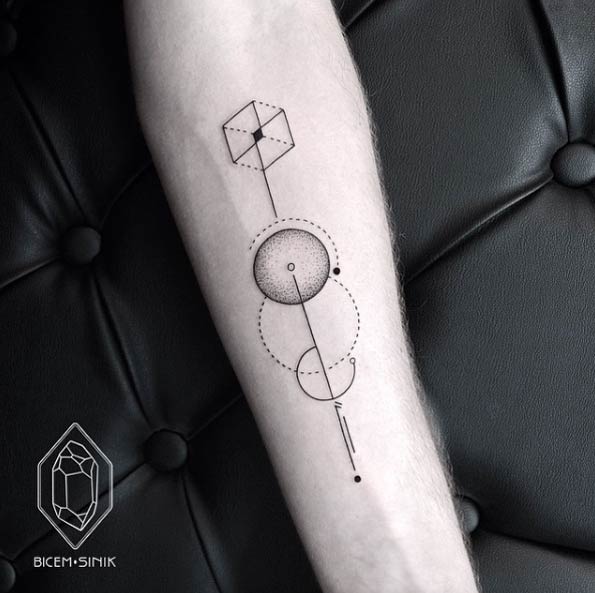 20 Splendid Geometric Tattoo Designs To Make You Remarkable