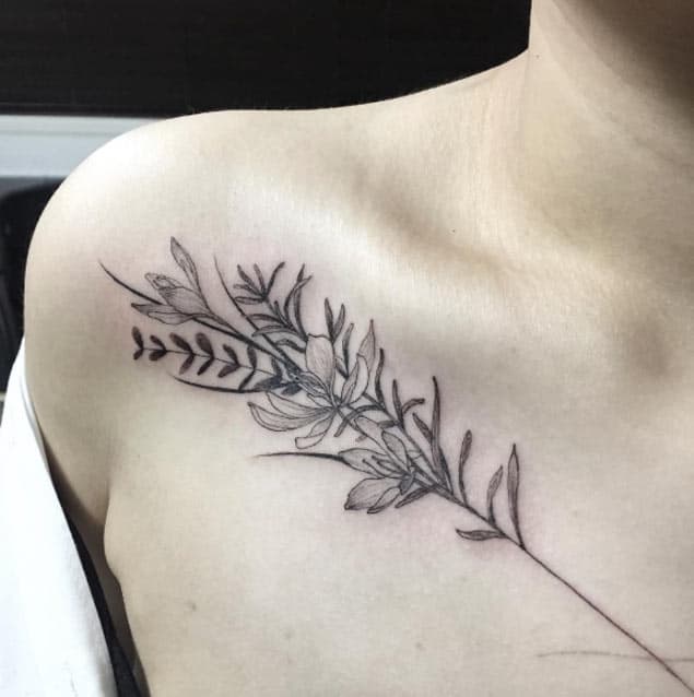 Saffron Shoulder Tattoo by Ilwol