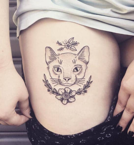 Cat Piece on Thigh by DareDevil Tattoo