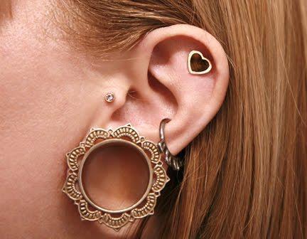 helix-piercing-heart-indian