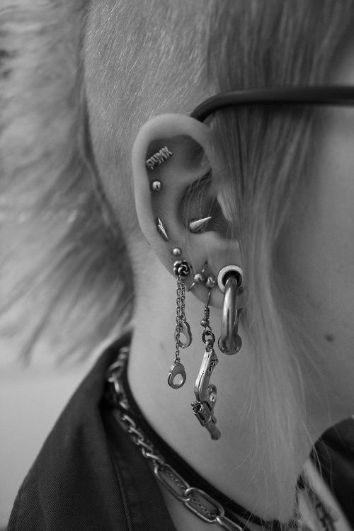 helix-piercing-punk