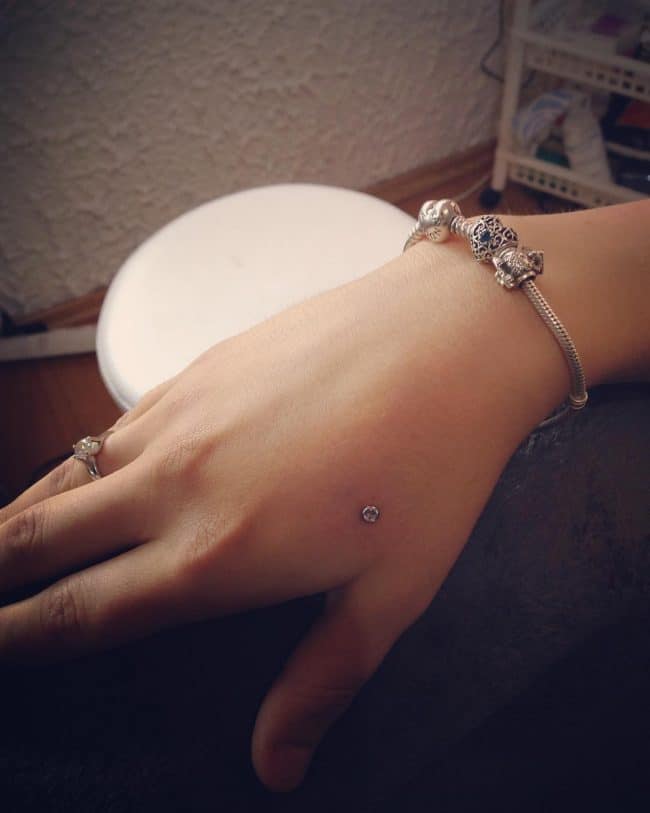 microdermal-piercing25