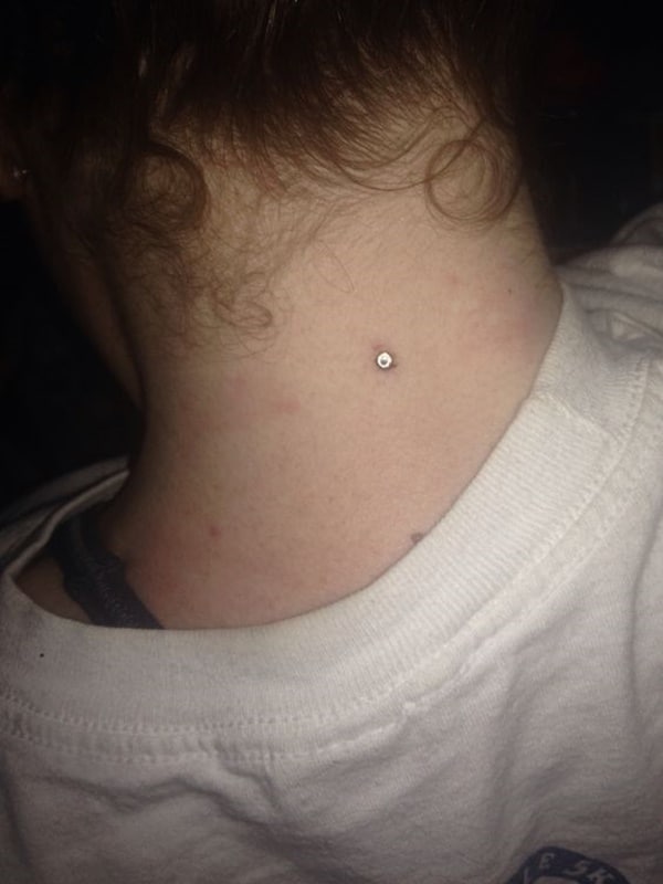 neck piercing (33)