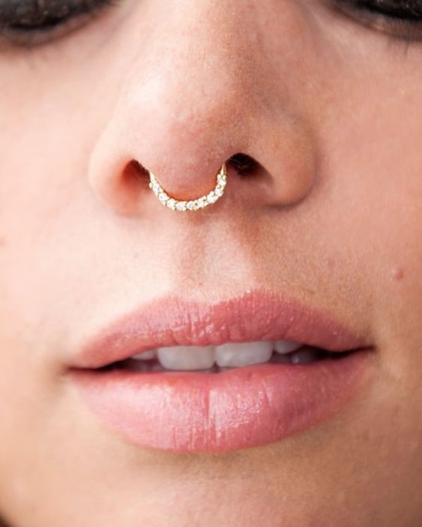 100+ Septum Piercing Ideas, Experiences and Piercing Information