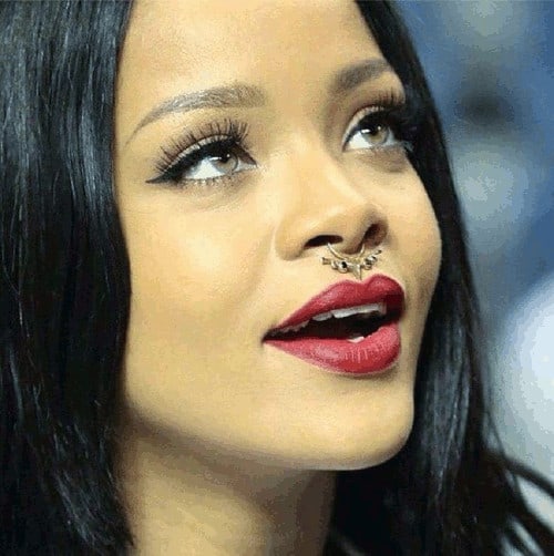 septum piercing Rihanna