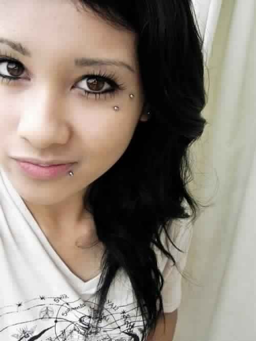 Anti Eyebrow Piercing example