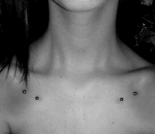Surface Collar Bone Piercings For Young Girls