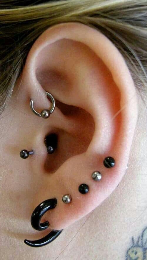 Single Forward Helix Piercing for Women