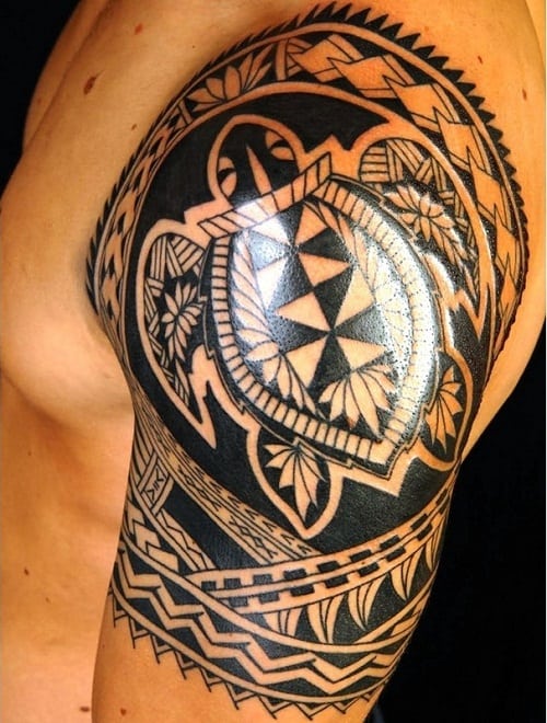 polynesian tribal shoulder tattoos for men